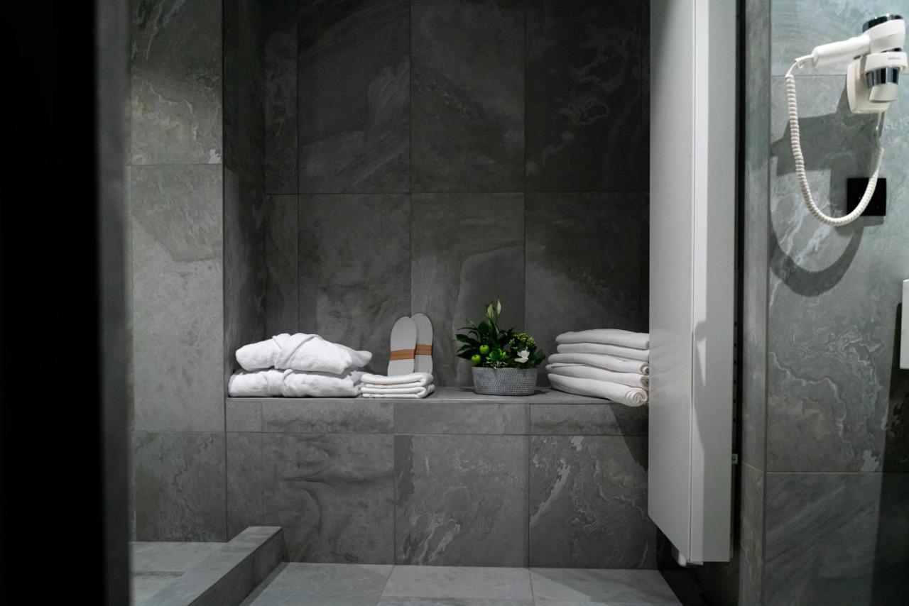 Set Spa Мускрон Екстериор снимка